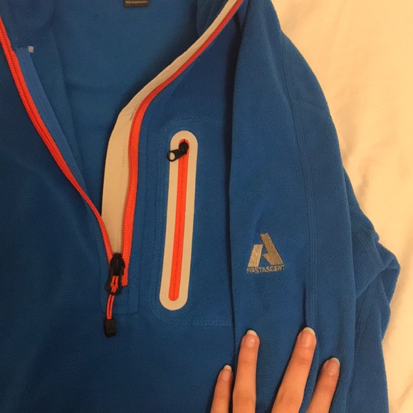 NWOT Eddie Bauer Fleece quarter zip sweater - Picture 7 of 8